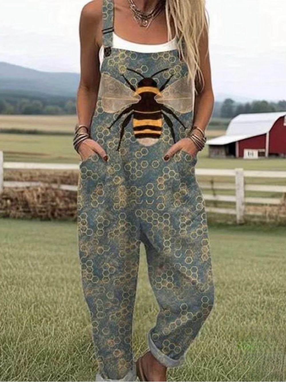 Women’s Queen Bee Print Wide-Leg Jumpsuit - Size - L